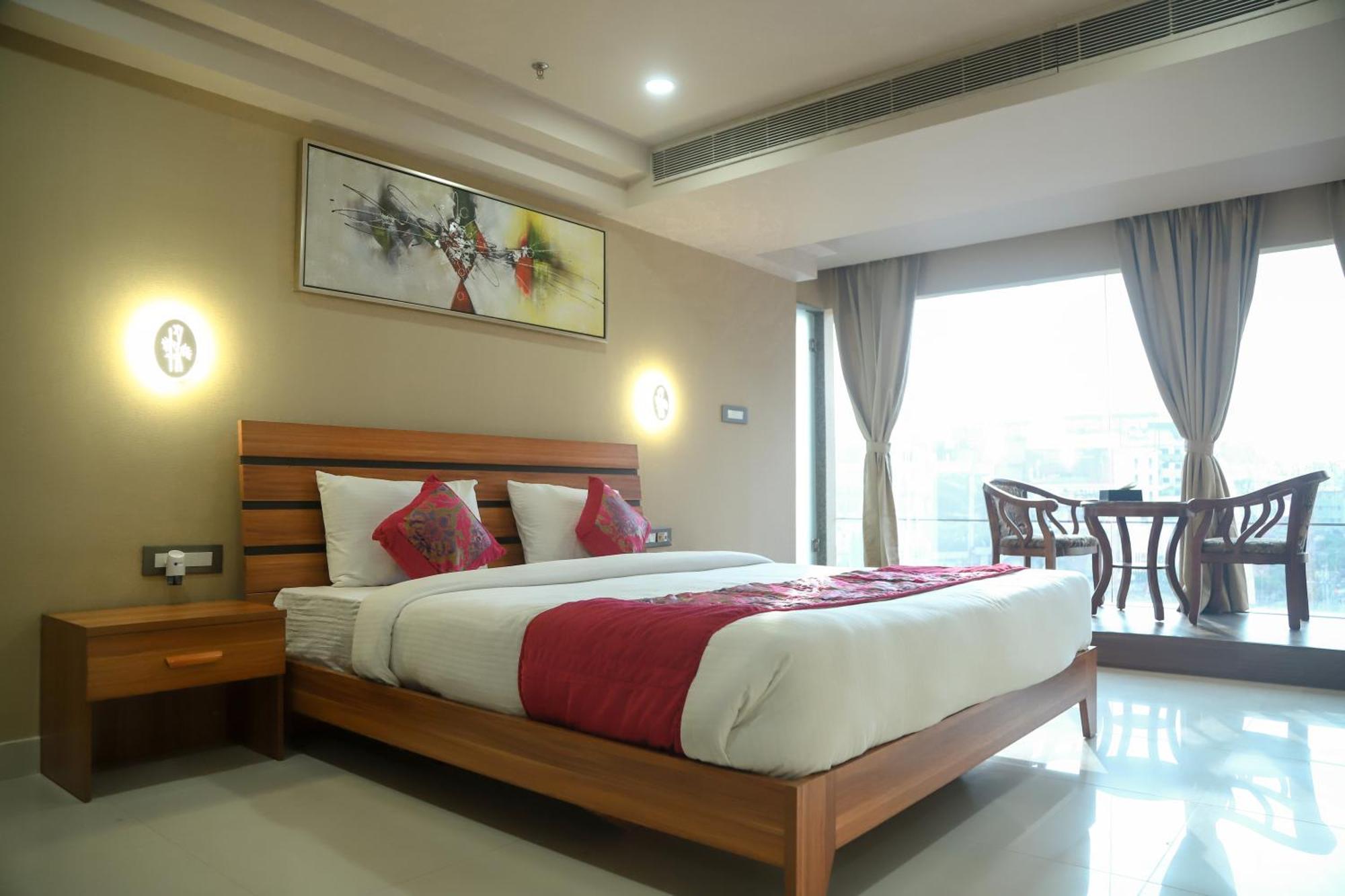 Hotel Apollo Grand Guwahati Luaran gambar