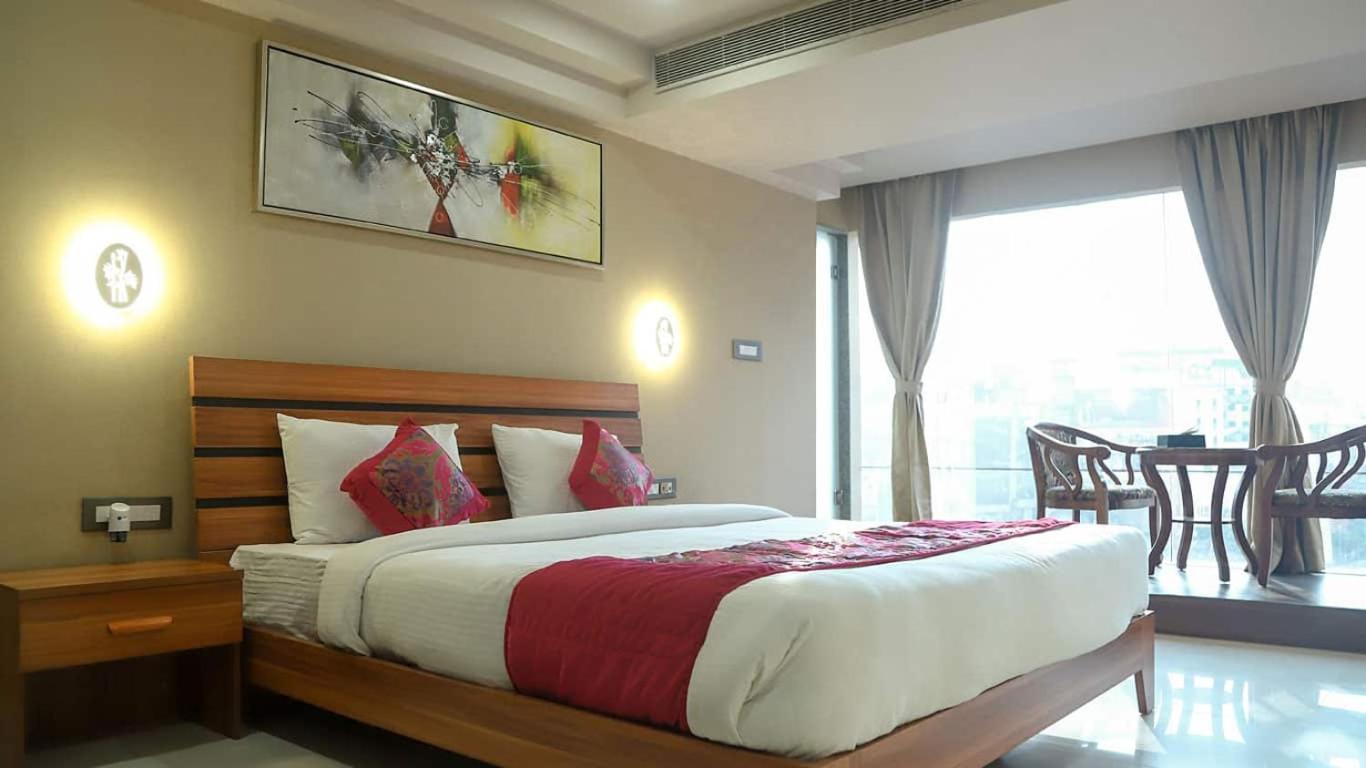 Hotel Apollo Grand Guwahati Luaran gambar